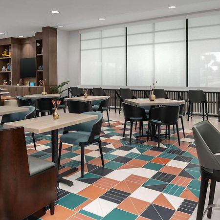 Hampton Inn Orlando Southeast Nona Narcoossee ภายนอก รูปภาพ