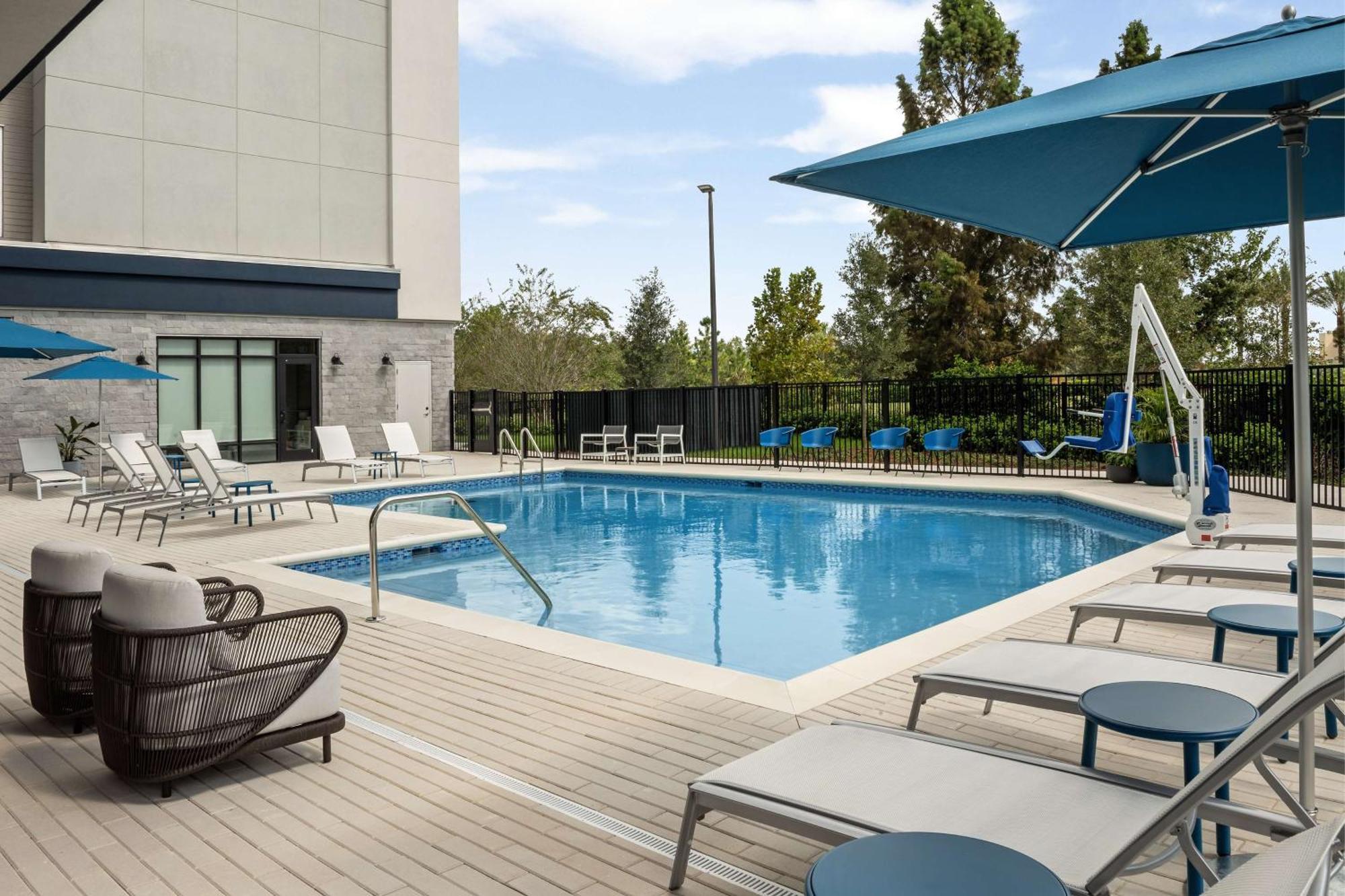 Hampton Inn Orlando Southeast Nona Narcoossee ภายนอก รูปภาพ