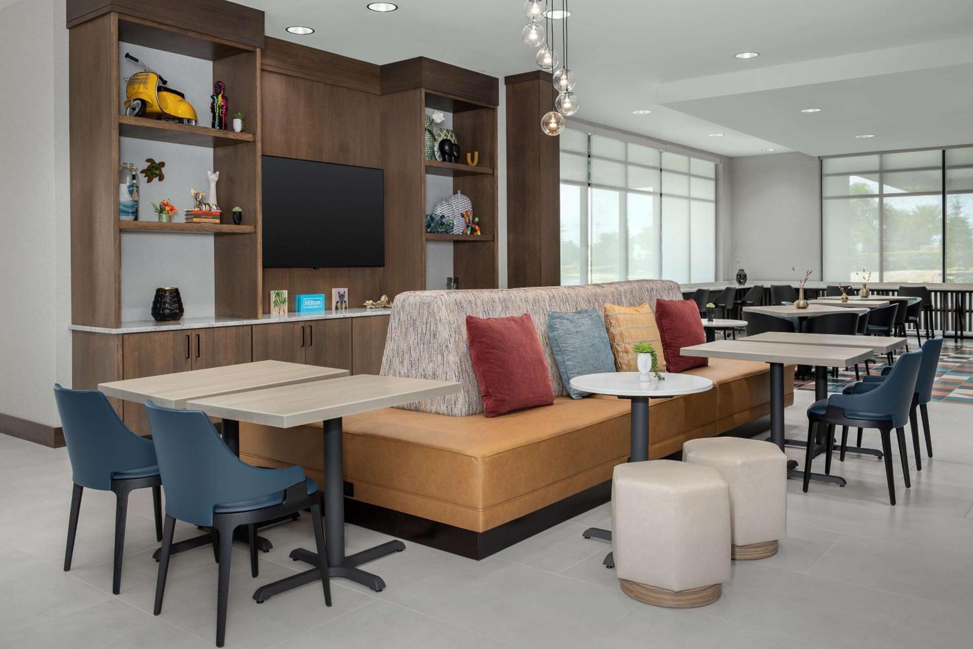 Hampton Inn Orlando Southeast Nona Narcoossee ภายนอก รูปภาพ