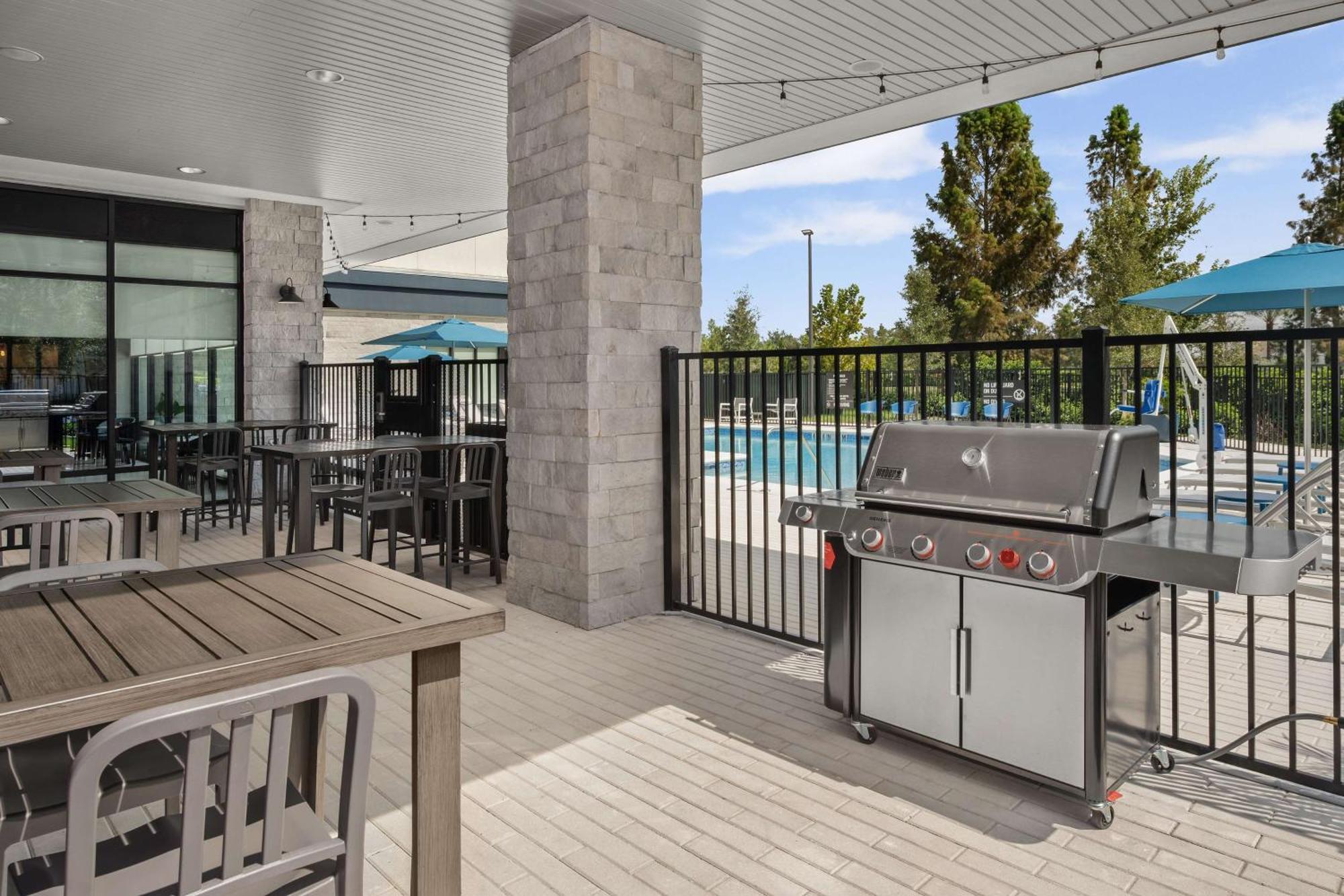 Hampton Inn Orlando Southeast Nona Narcoossee ภายนอก รูปภาพ